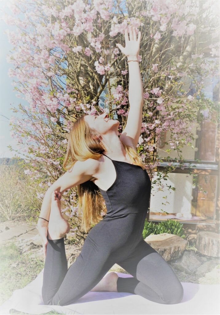 Alex-schneider-yoga